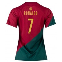 Camisa de Futebol Portugal Cristiano Ronaldo #7 Equipamento Principal Mulheres Mundo 2022 Manga Curta